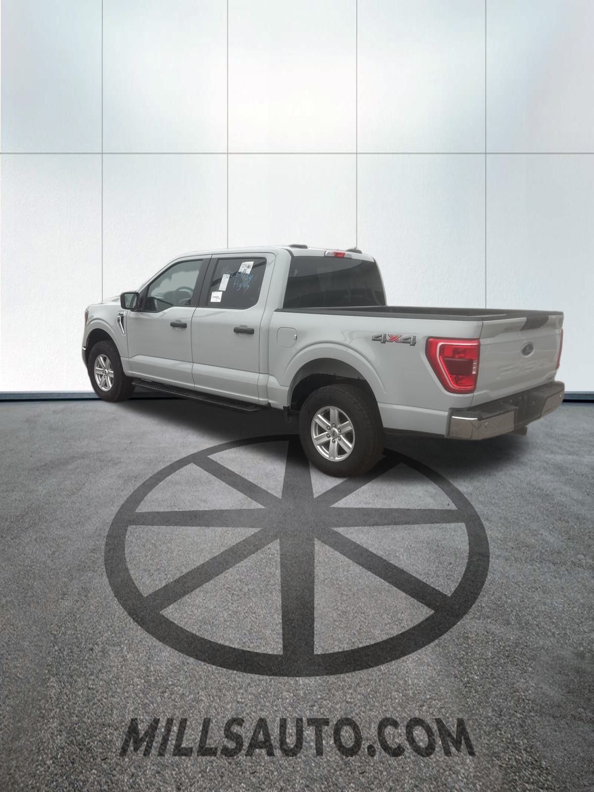 2023 Ford F-150 XLT photo 4