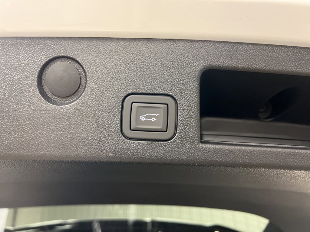2026 Chevrolet Equinox LT photo 6