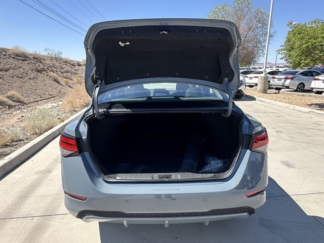2025 Nissan Sentra SV photo 28