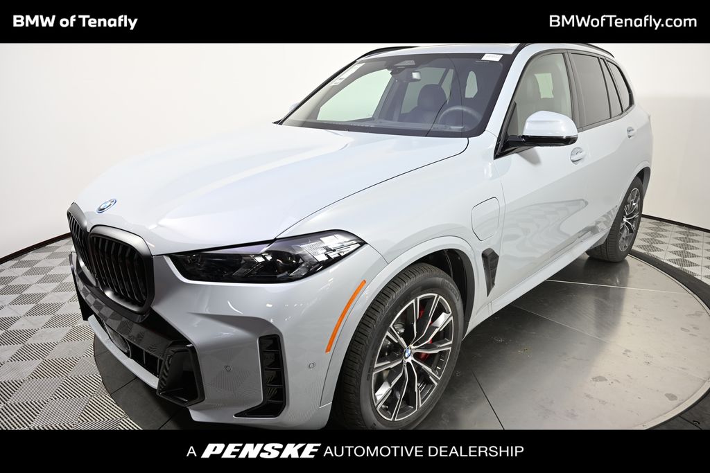 2026 BMW X5 M50i's photo