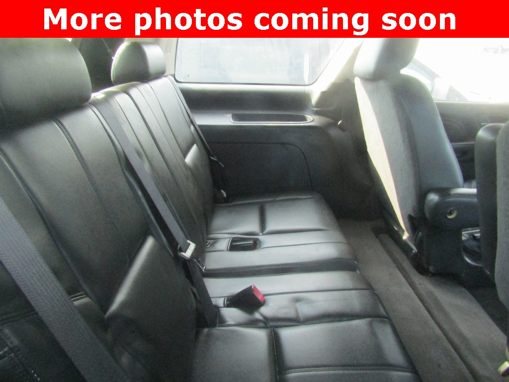 2013 Cadillac Escalade Luxury photo 13
