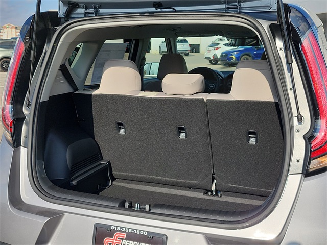 2025 Kia Soul LX photo 4