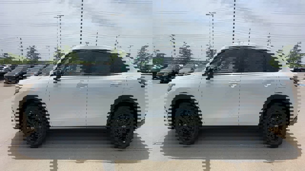 2026 Honda HR-V Sport photo 3