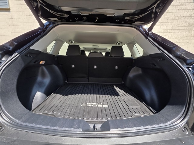 2022 Toyota Corolla Cross XLE photo 20