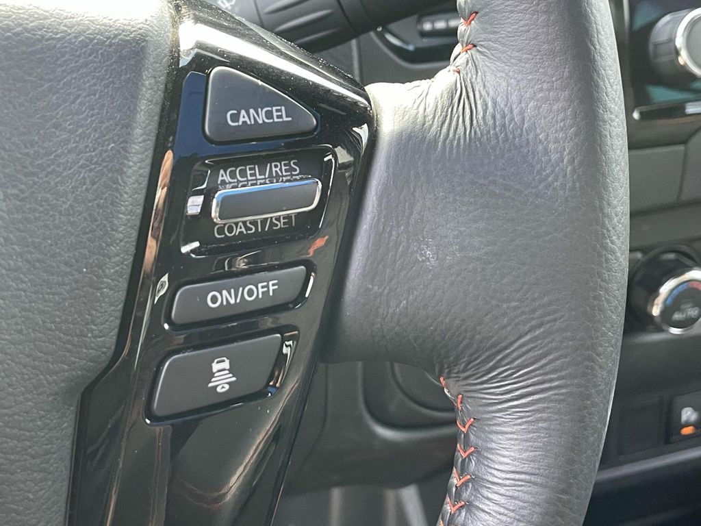 2024 Nissan Frontier PRO-X photo 21