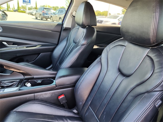 2022 Hyundai Elantra SEL Convenience photo 10