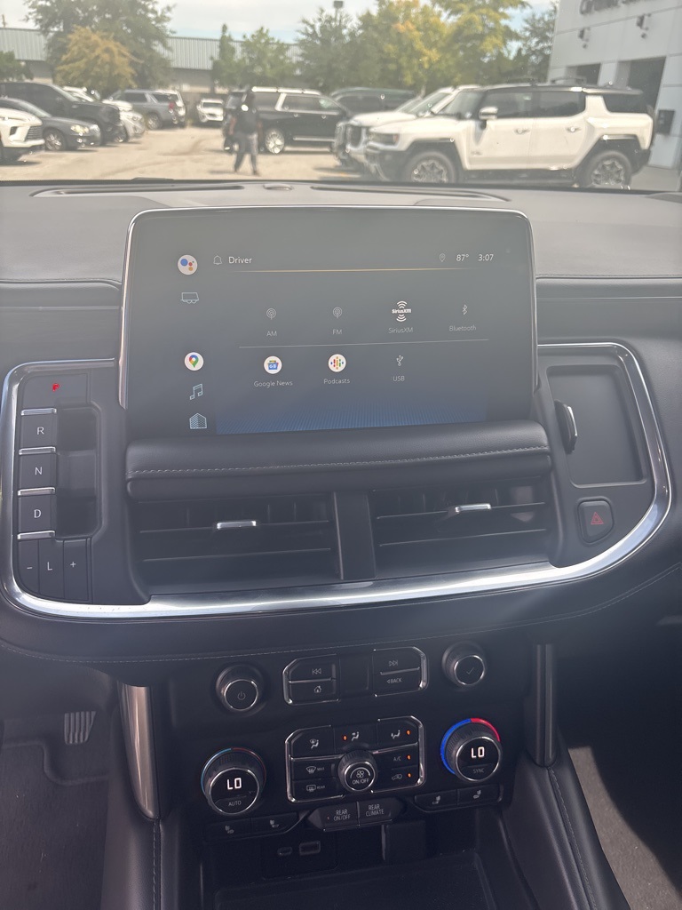 2022 Chevrolet Suburban Z71 photo 24