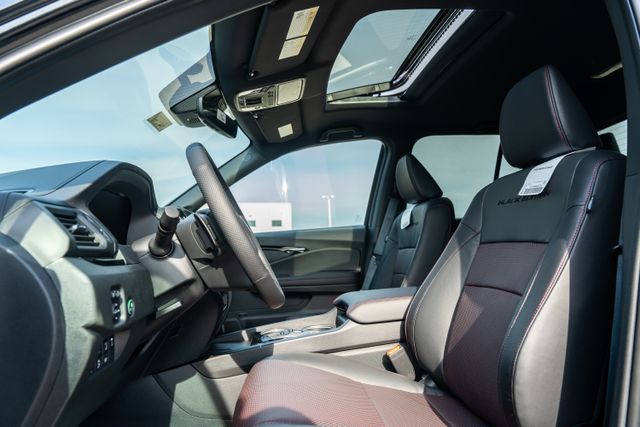 2025 Honda Ridgeline Black Edition photo 12