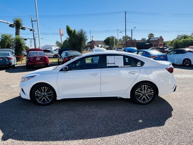 2024 Kia Forte GT-Line GT photo 4