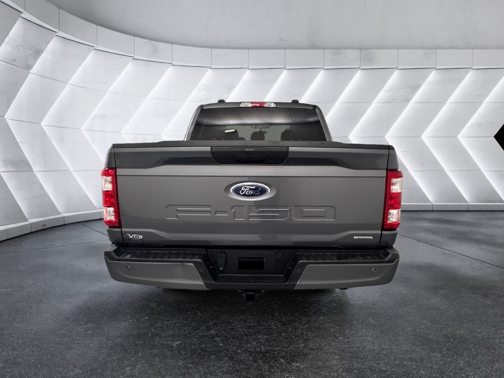 2021 Ford F-150 XL photo 3