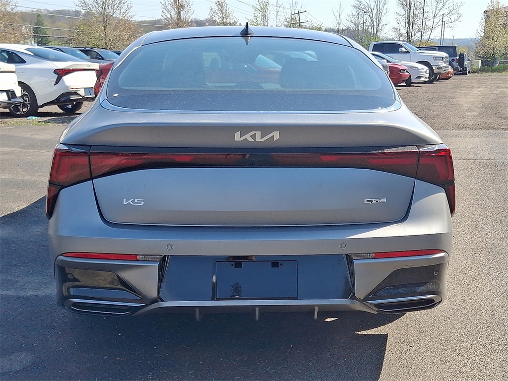 2025 Kia K5 GT-Line photo 5