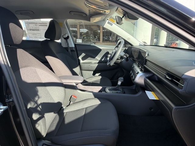 2026 Hyundai Kona SE photo 15