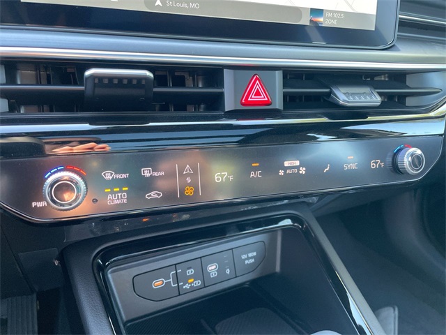 2026 Kia K5 GT-Line photo 39