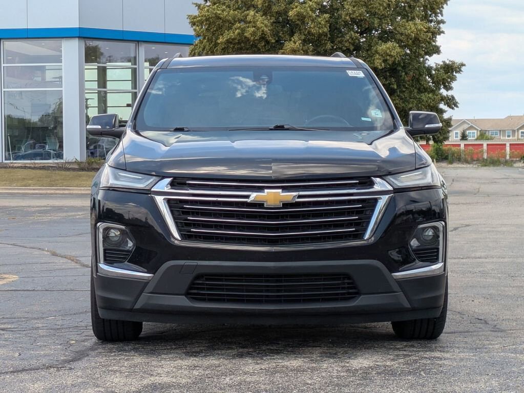 2023 Chevrolet Traverse Leather photo 2