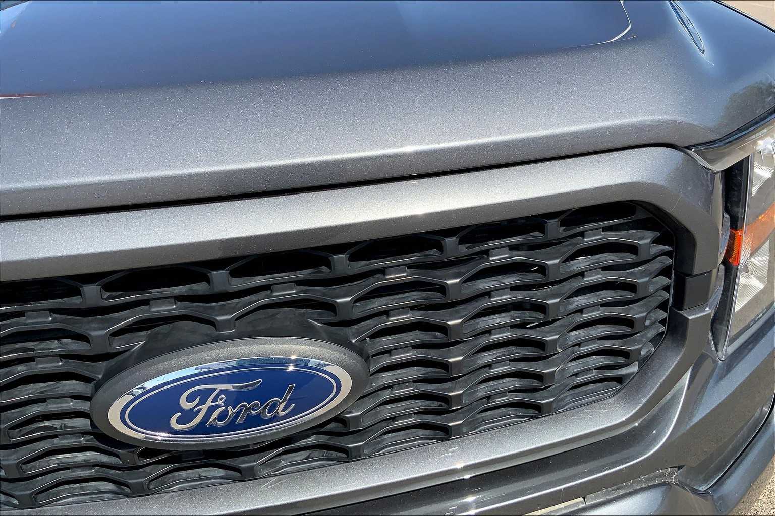 2023 Ford F-150 XL photo 25