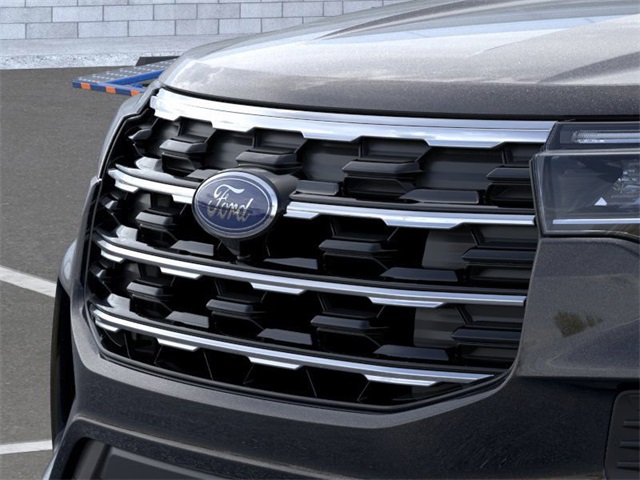 2025 Ford Explorer photo 12
