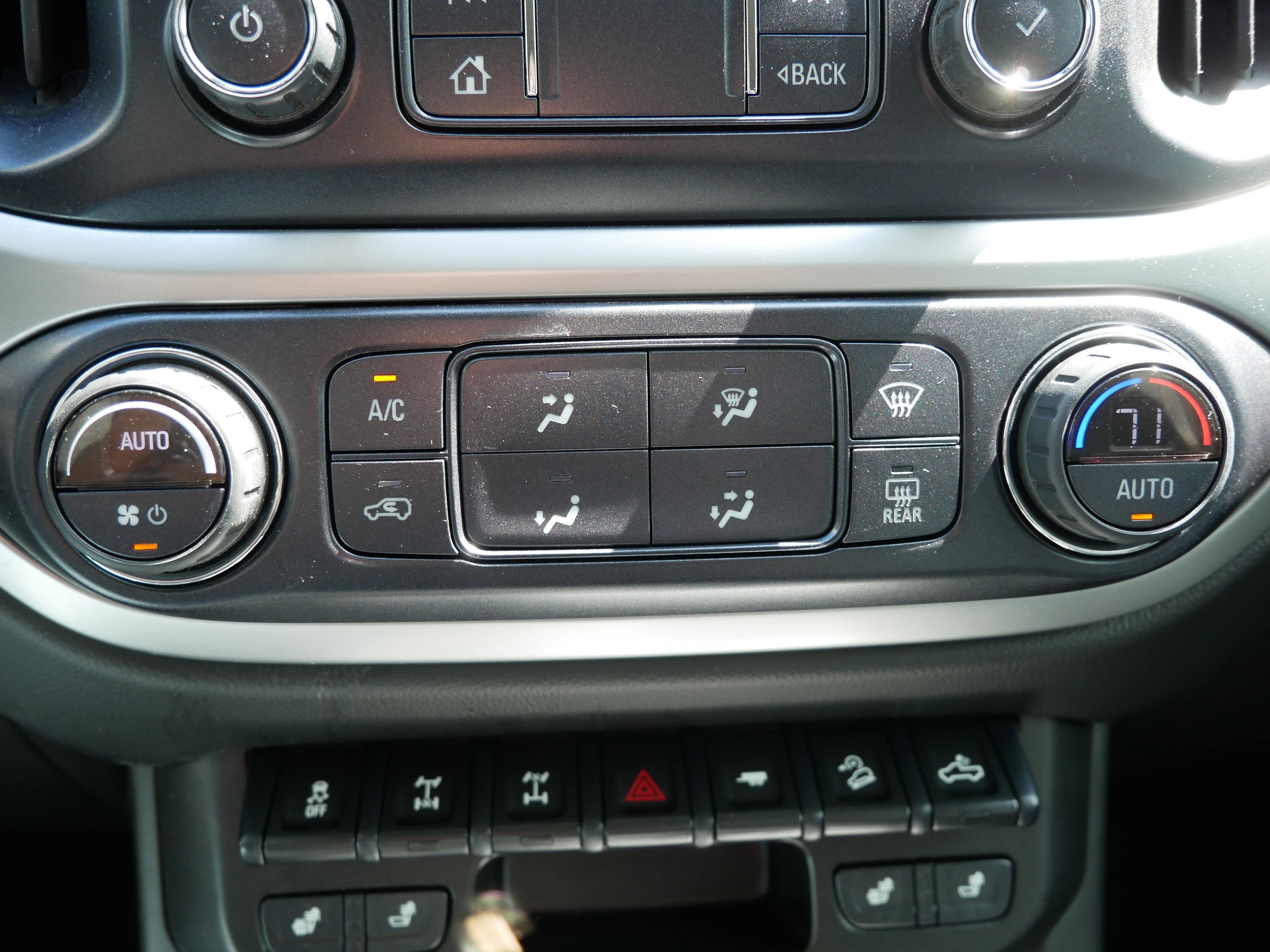 2021 Chevrolet Colorado ZR2 photo 19