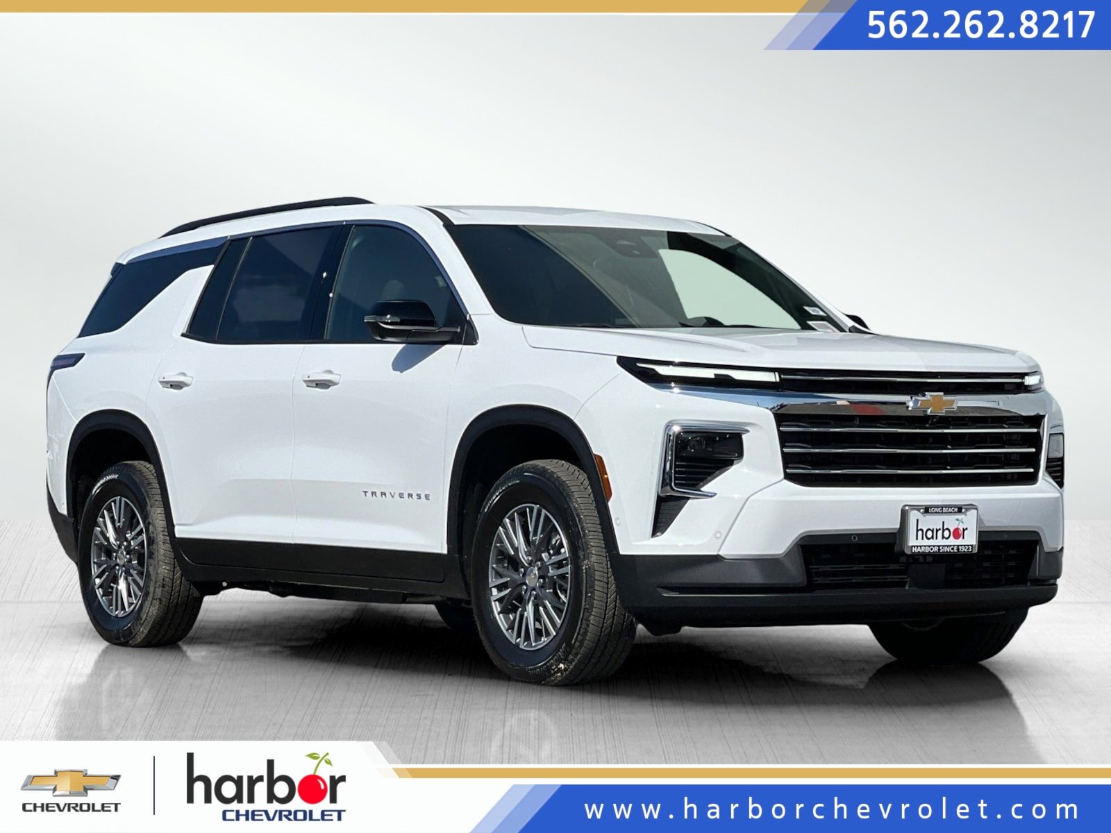 2025 Chevrolet Traverse LT's photo