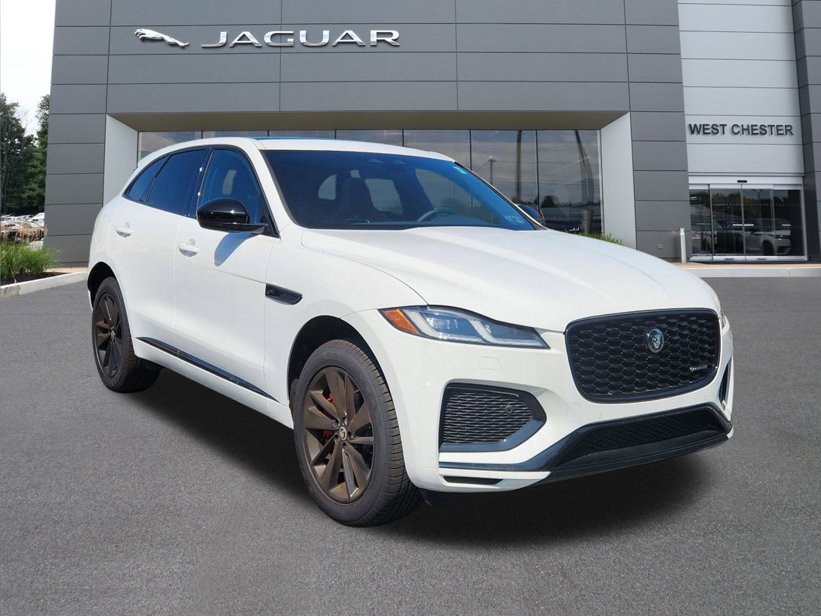 2024 Jaguar F-PACE P400 R-Dynamic S photo 2