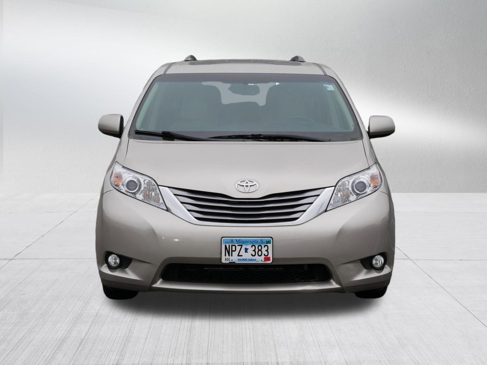 Used 2015 Toyota Sienna XLE with VIN 5TDYK3DC3FS649543 for sale in Bloomington, Minnesota