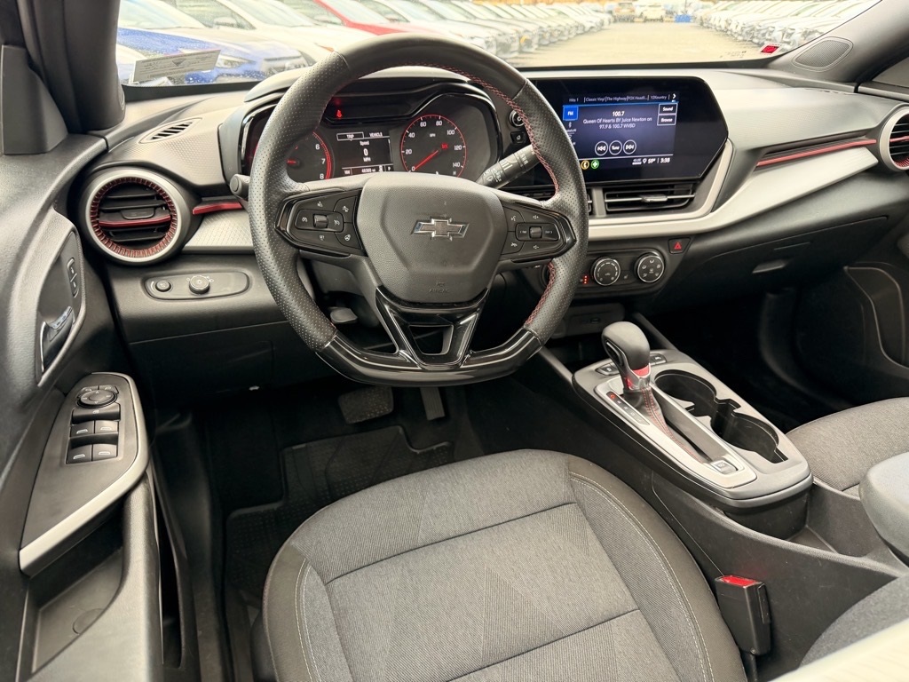 2024 Chevrolet Trax photo 3