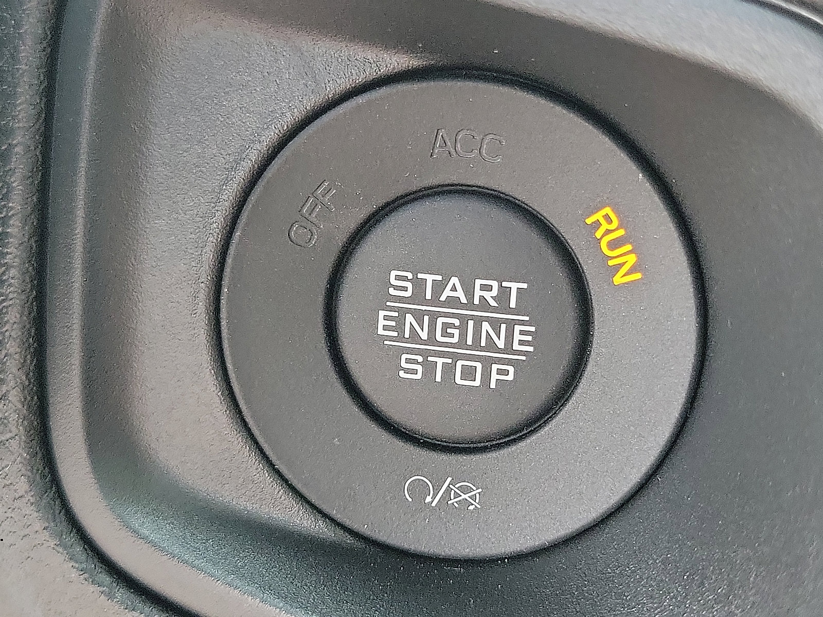 2025 Jeep Wrangler photo 10