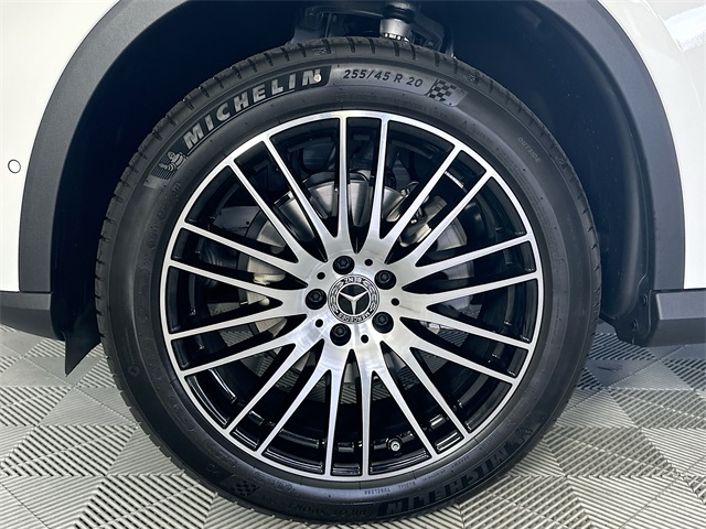 2026 Mercedes Benz GLC 300 photo 25