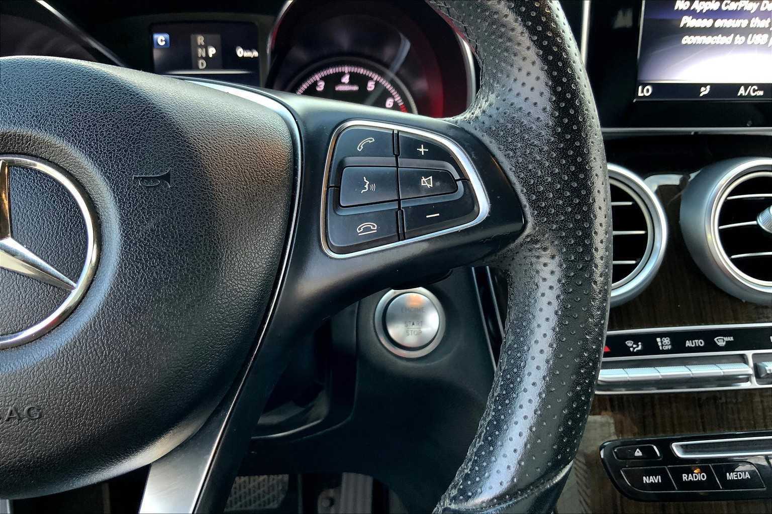 2018 Mercedes Benz GLC 300 photo 20