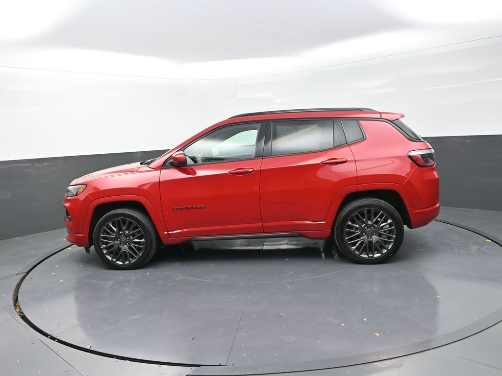 2023 Jeep Compass Red Edition photo 4