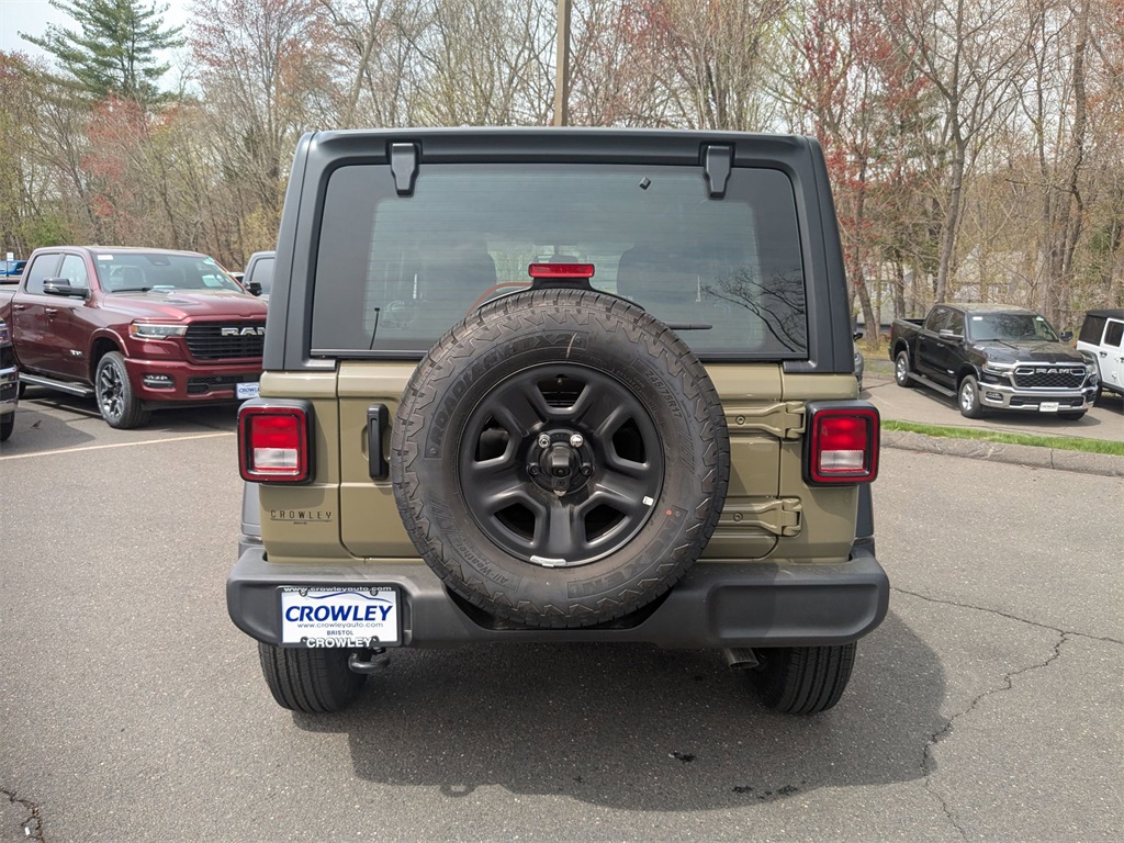 2025 Jeep Wrangler Sport photo 4