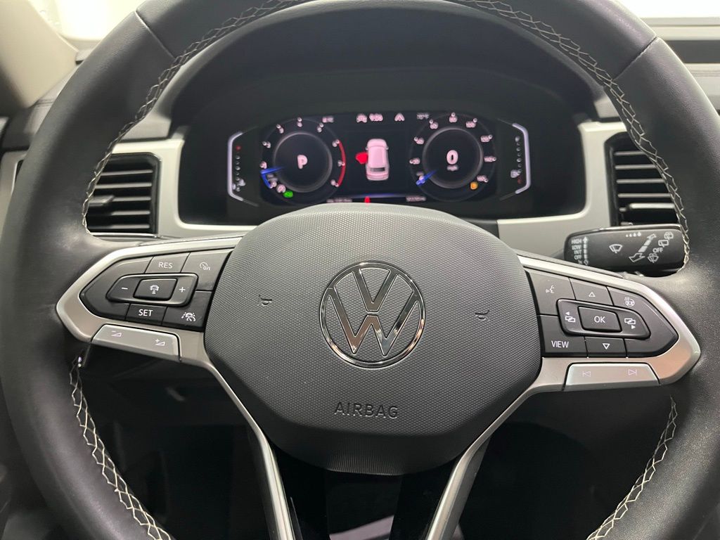 2023 Volkswagen Atlas SEL photo 21