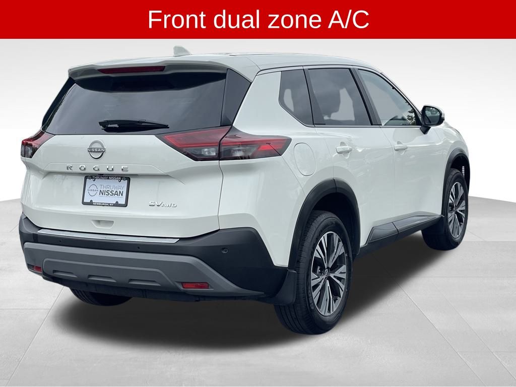 2023 Nissan Rogue SV photo 2