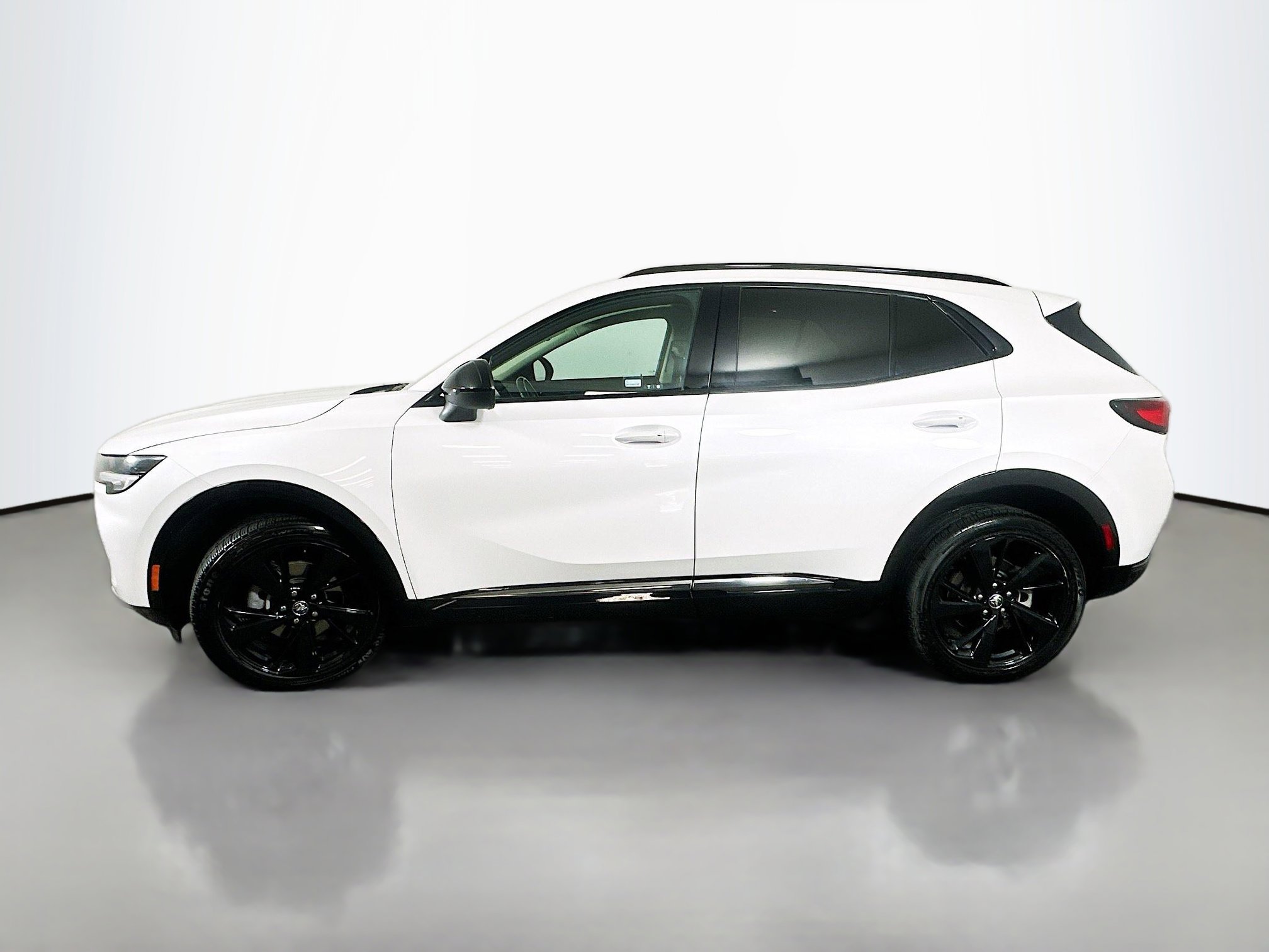 2023 Buick Envision Essence photo 4