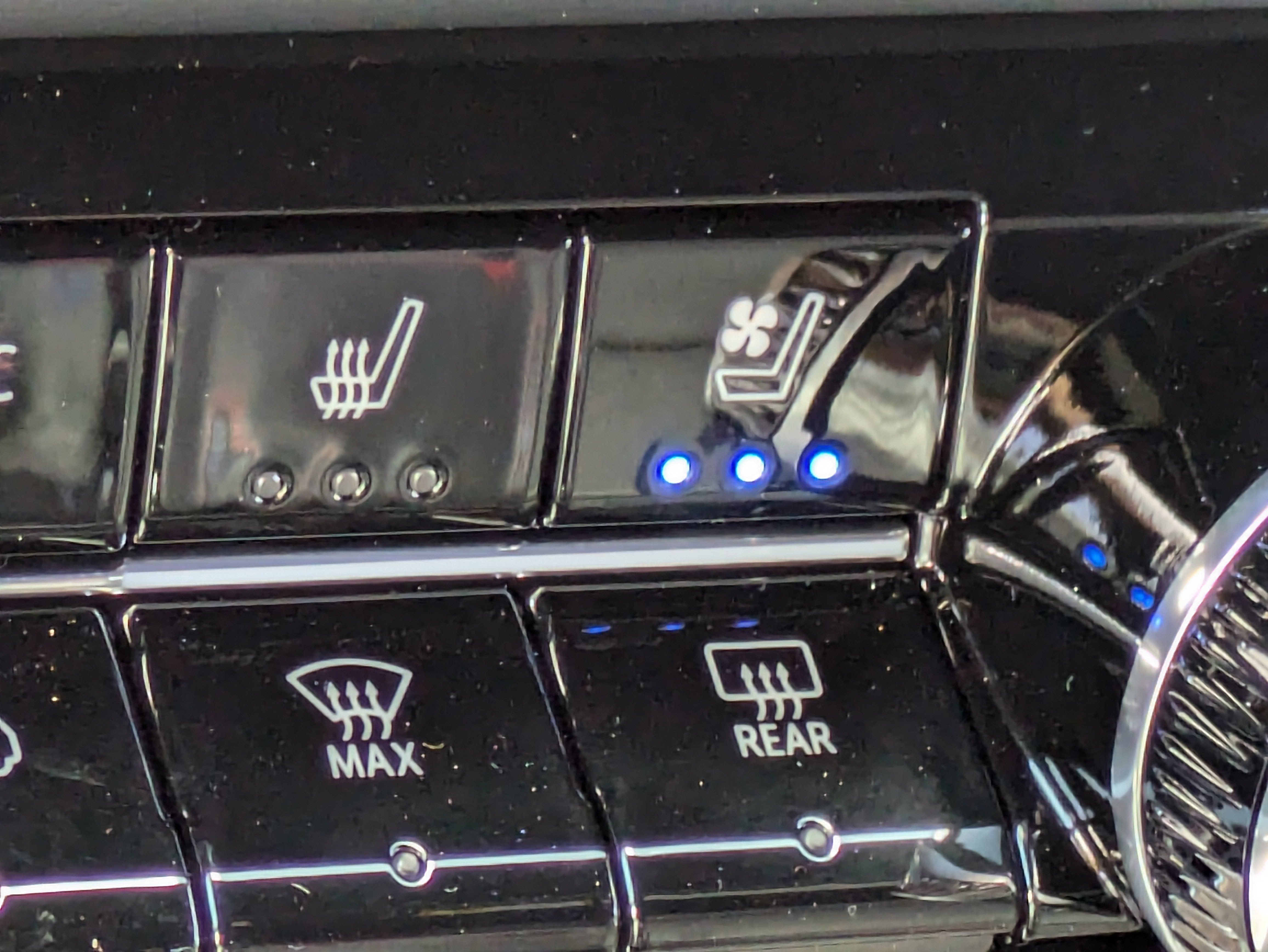 2026 Chevrolet Colorado LT photo 4