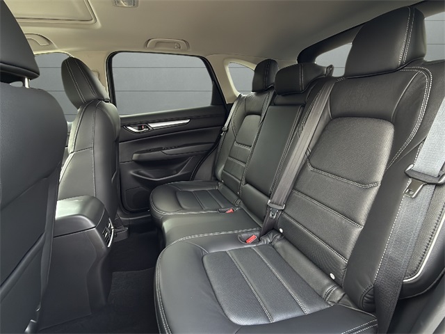 2025 Mazda CX-5 2.5 S Preferred photo 16