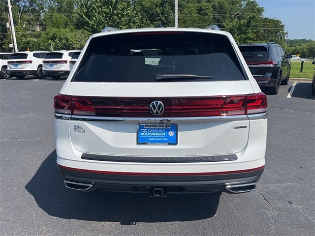 2025 Volkswagen Atlas SEL photo 6