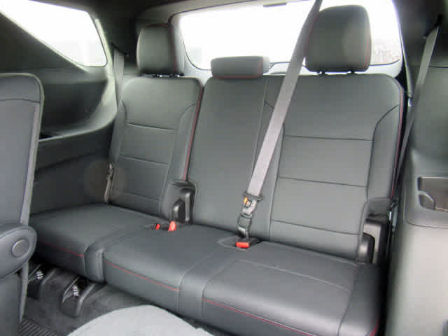 2024 Chevrolet Traverse RS photo 5