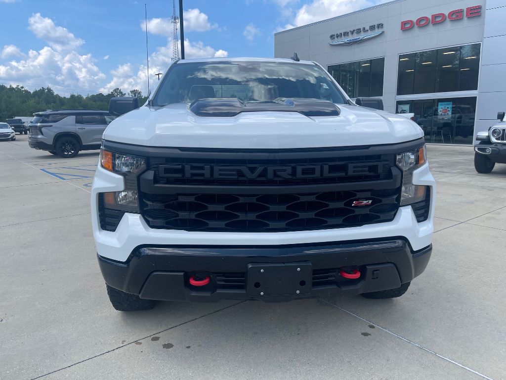 2023 Chevrolet Silverado 1500 Custom Trail Boss photo 2