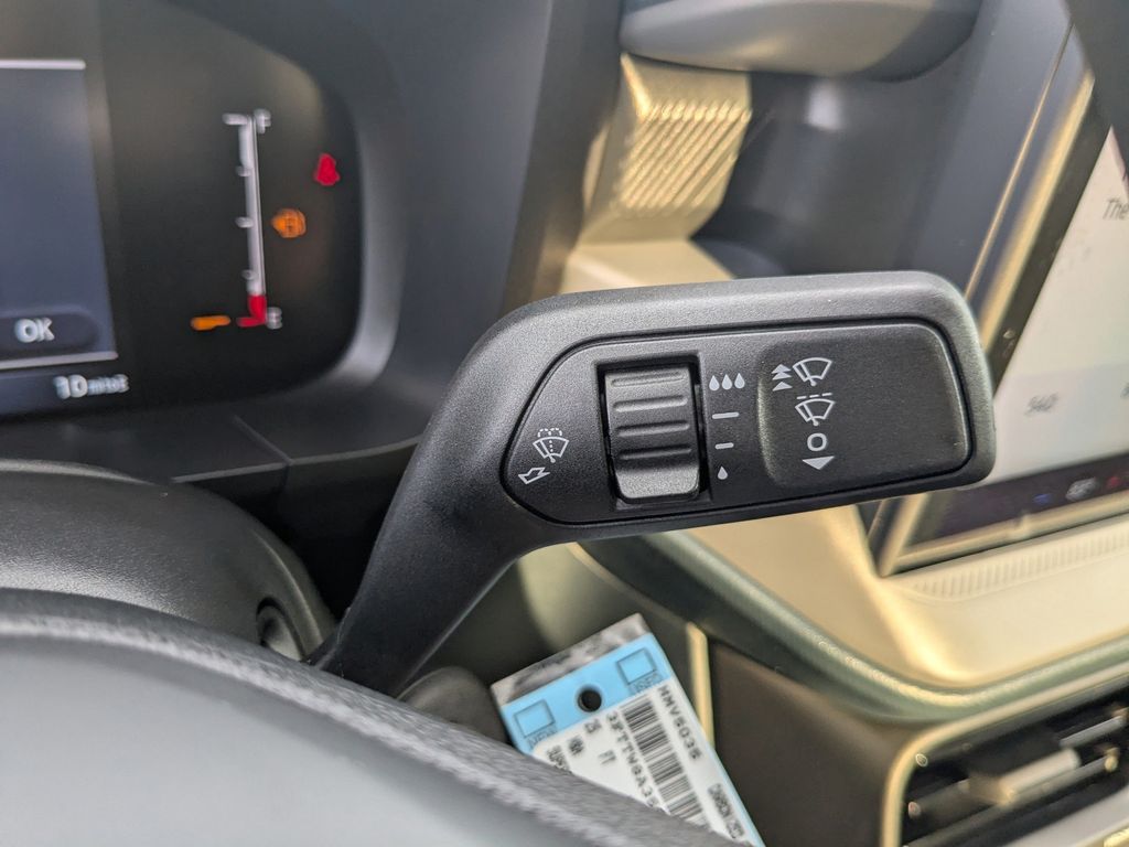 2025 Ford Maverick XL photo 27