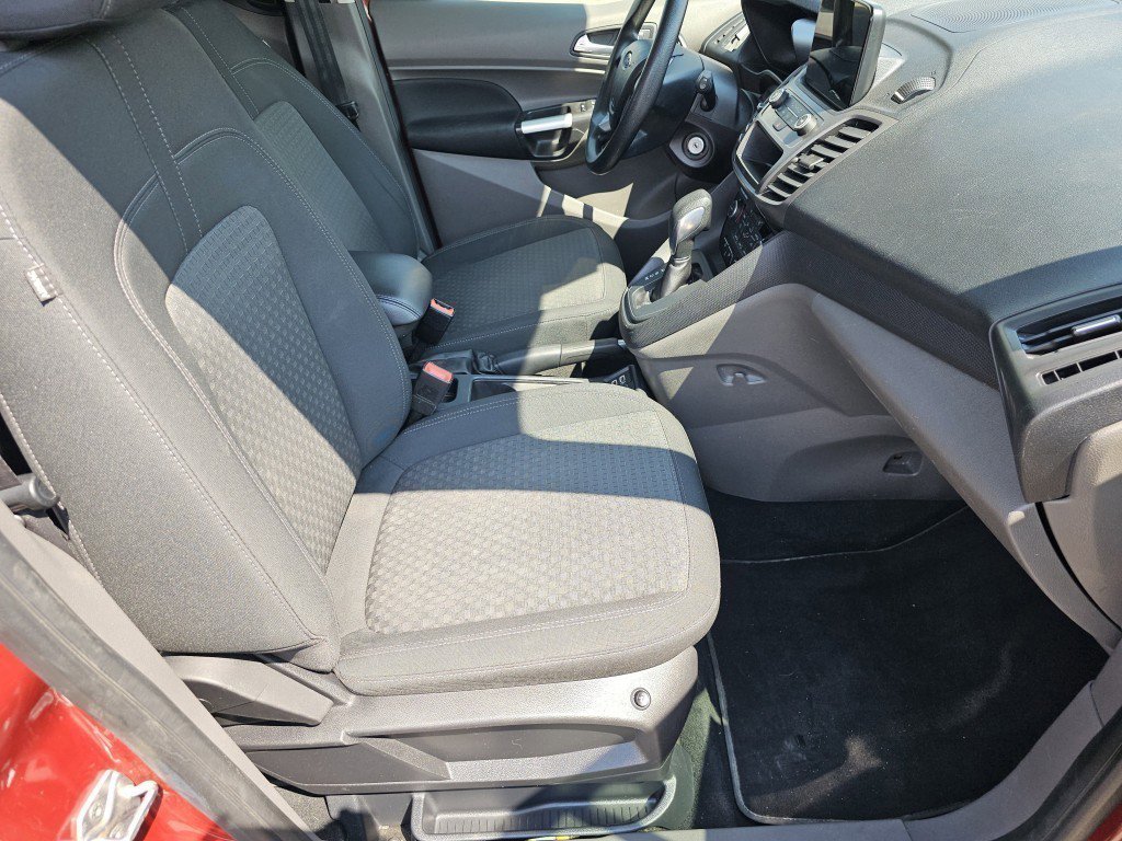 2020 Ford Transit Connect XLT photo 25