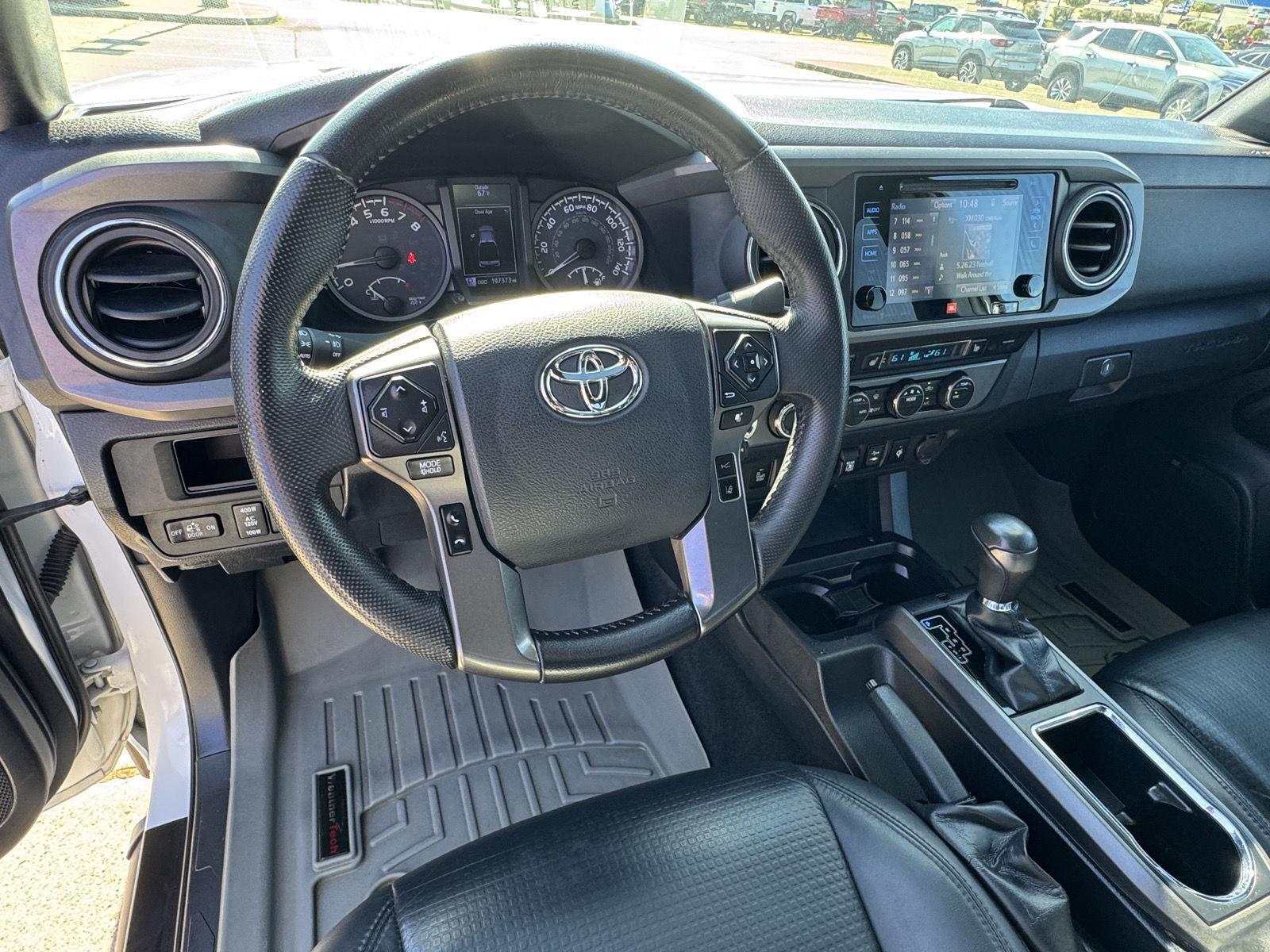 2019 Toyota Tacoma SR photo 3