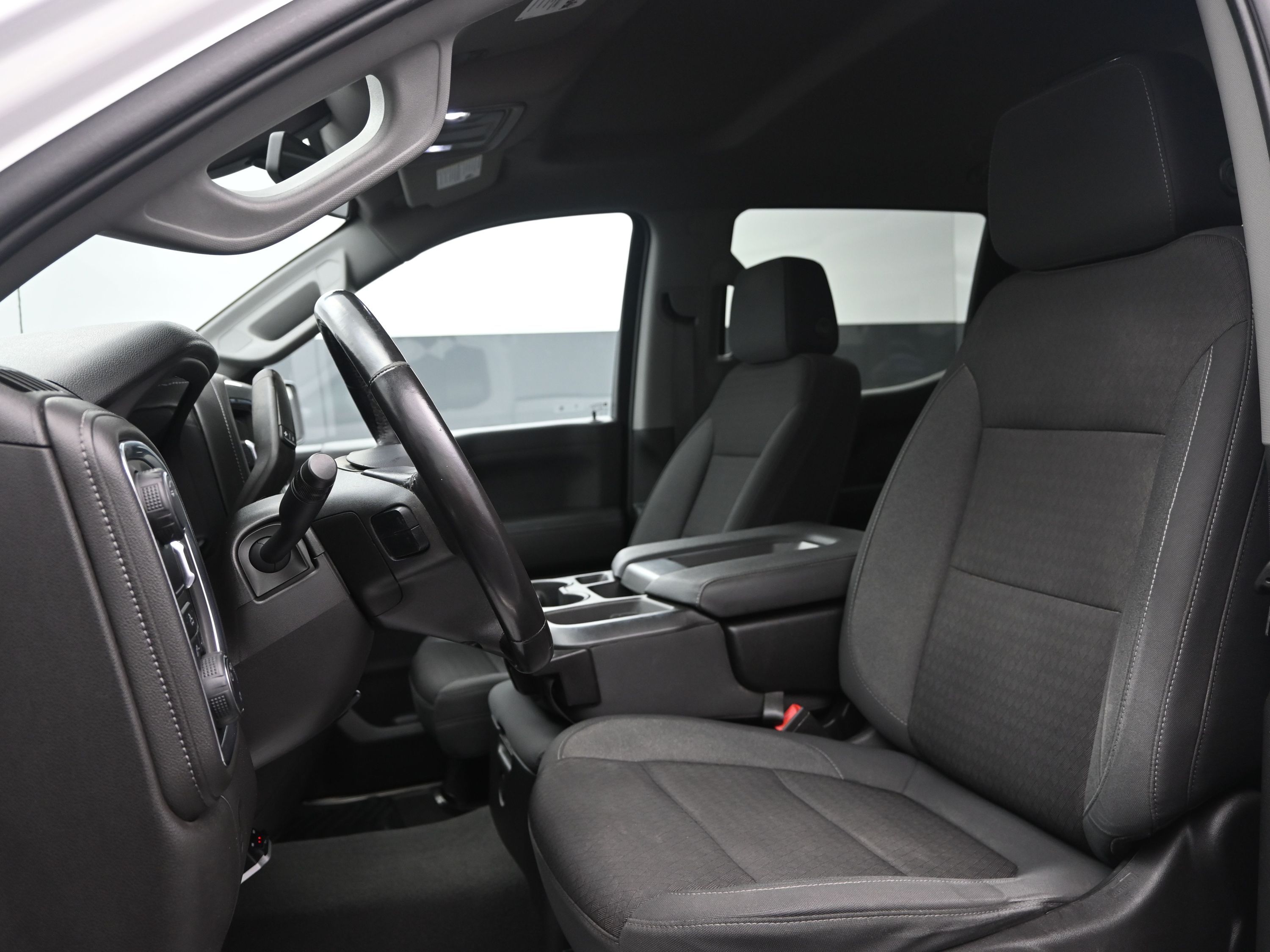 2022 Chevrolet Silverado 1500 LT photo 7