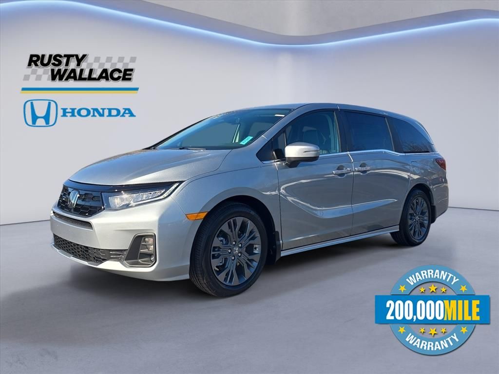2026 Honda Odyssey Touring's photo