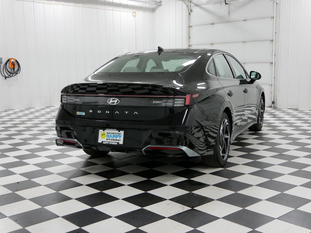 2024 Hyundai Sonata SEL Convenience photo 4