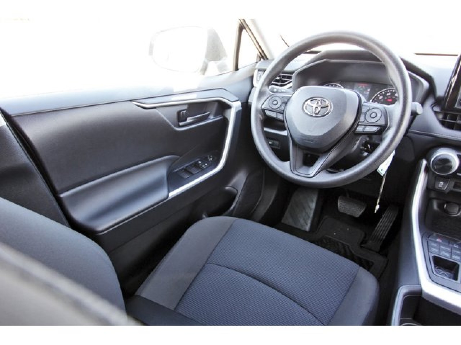 2022 Toyota RAV4 LE Gray at TX Auto Group