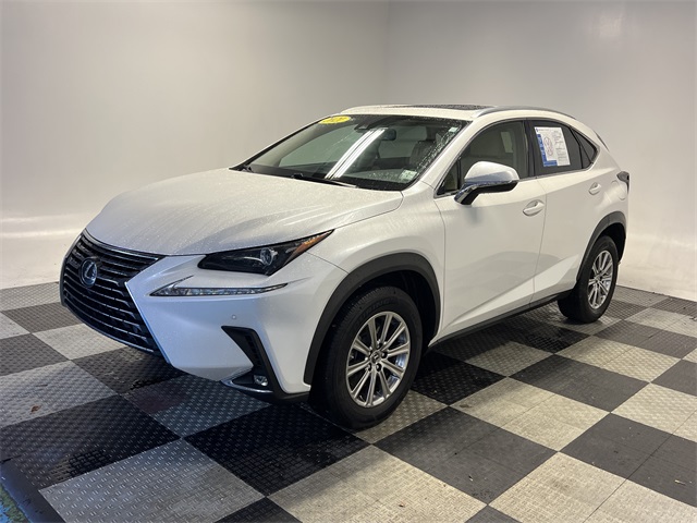 2021 Lexus NX 300 photo 3