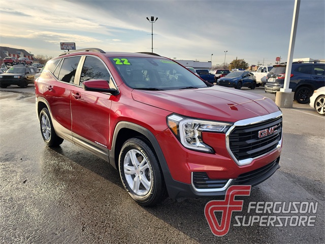 2022 GMC Terrain SLE's photo