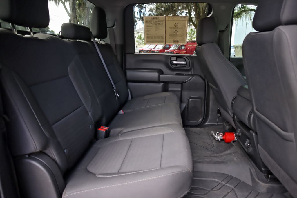 2022 Chevrolet Silverado 2500HD LT photo 24