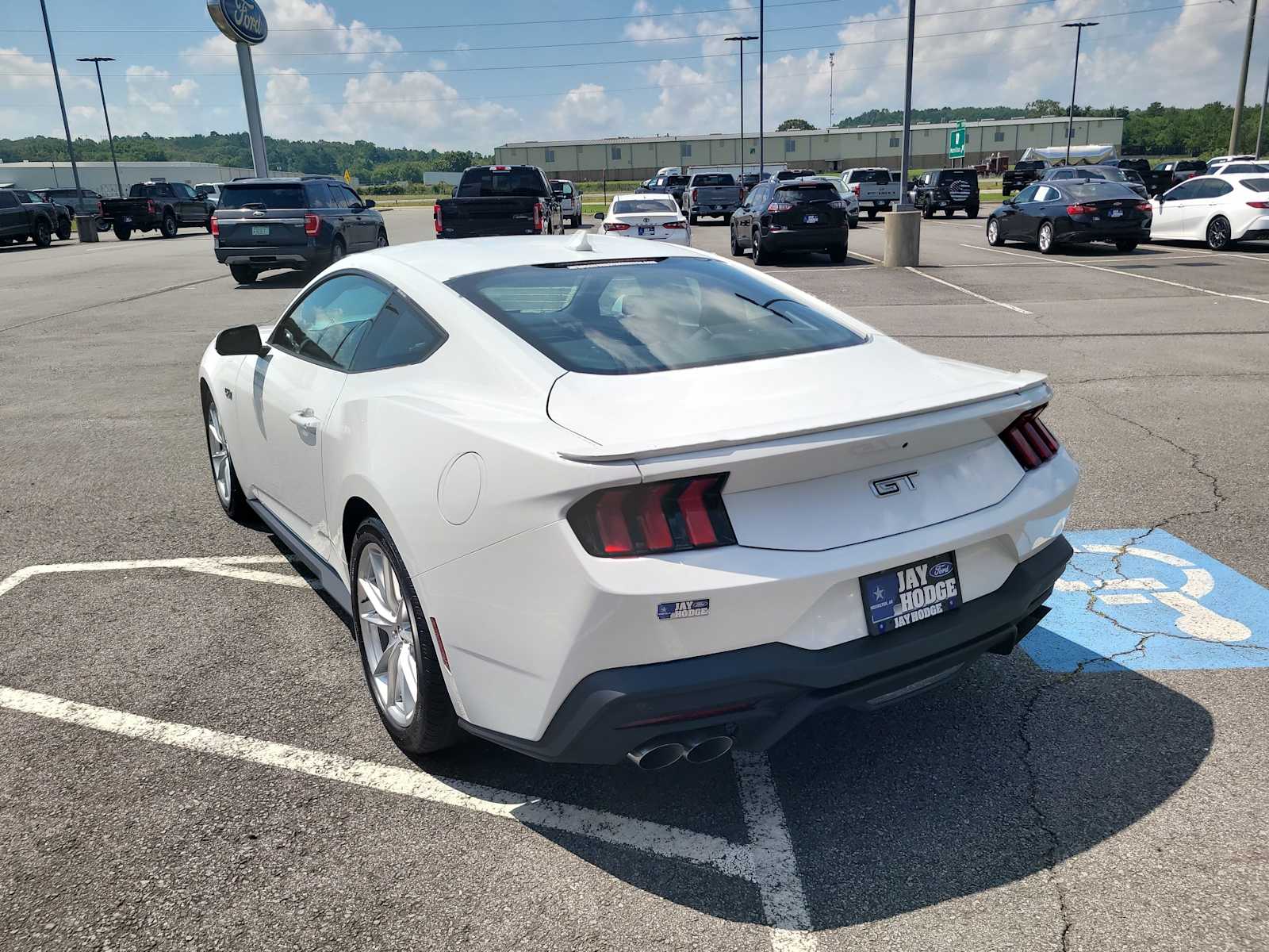 2025 Ford Mustang GT Premium photo 5