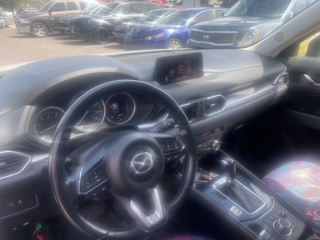 2018 Mazda CX-5 Touring photo 11